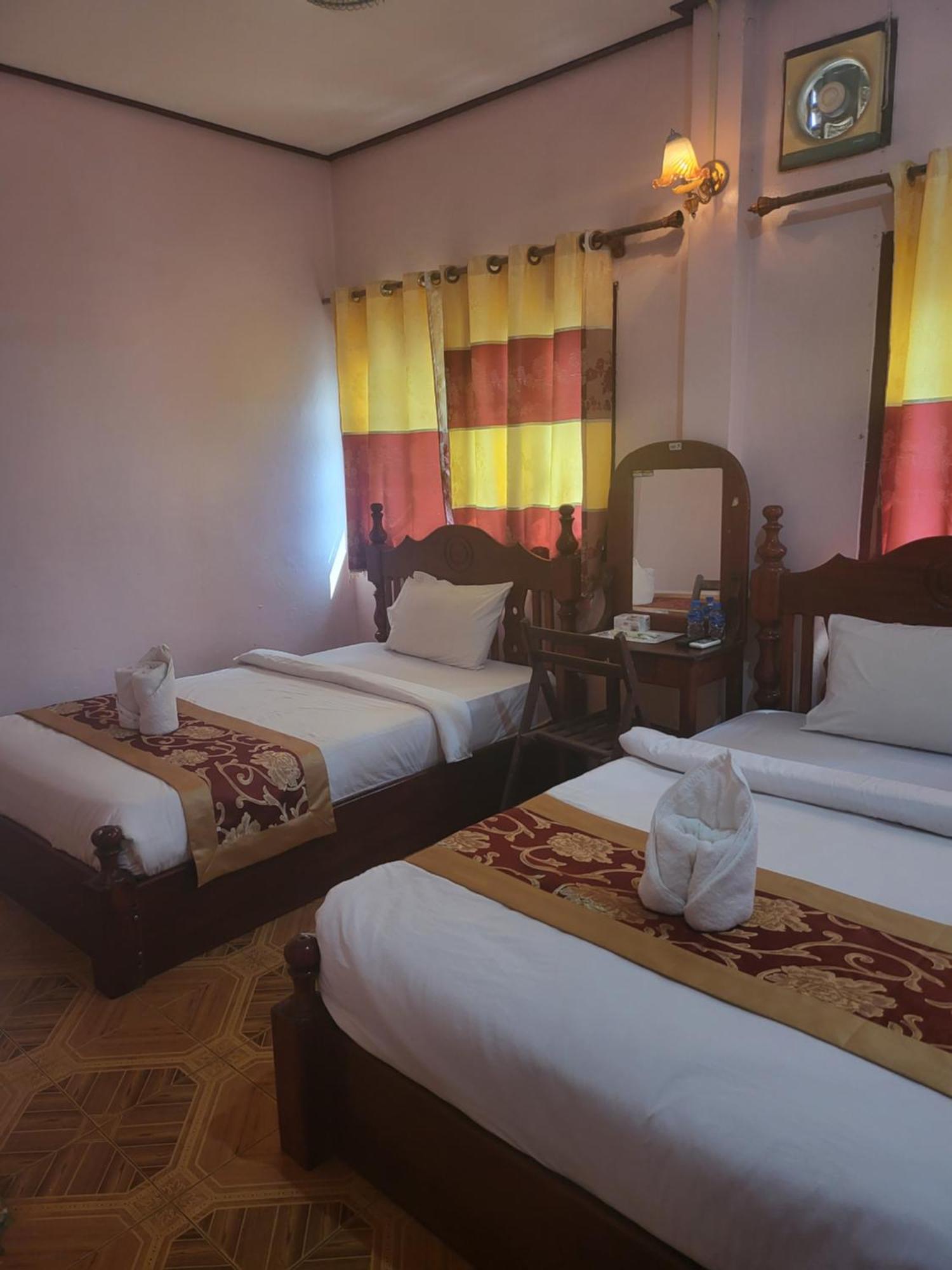 Vang Vieng Chanthala Hotel 1 Exterior foto